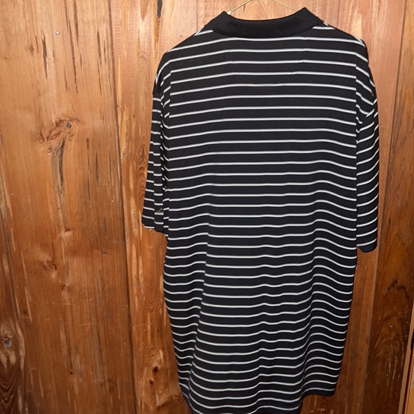 Greg Norman XL play dry polo - Picture 3 of 4